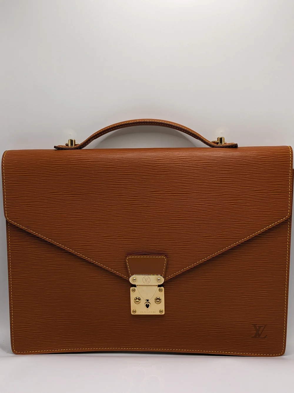 Louis Vuitton Tan Epi Leather Briefcase with Gold Hardware